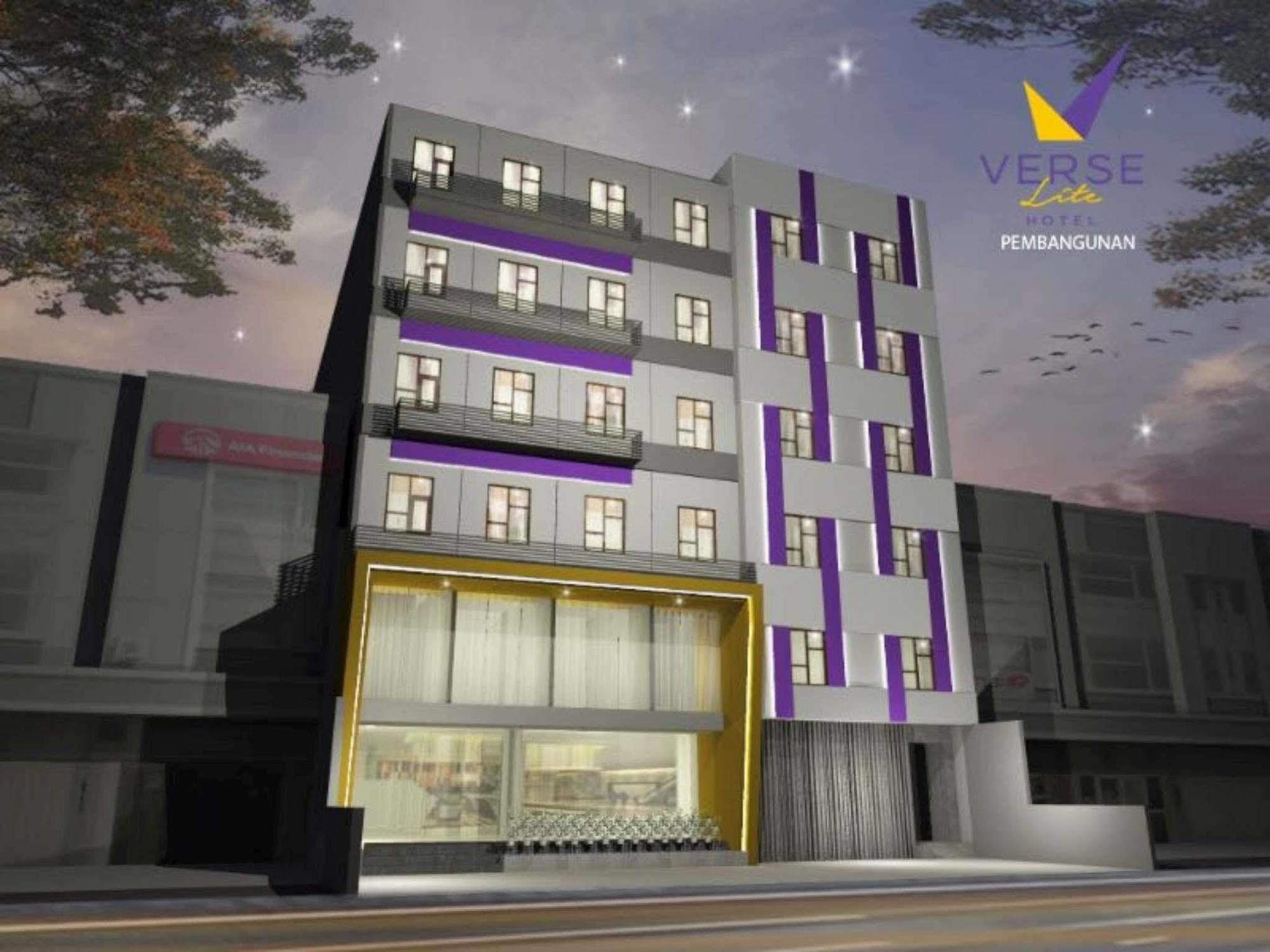 Verse Lite Hotel Gajah Mada Jakarta Exterior photo